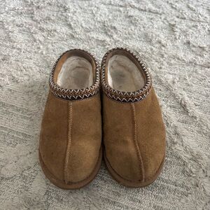 Uggs Slippers